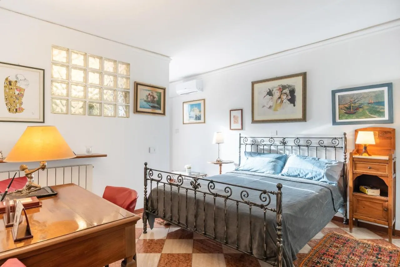 Via Etnea Cozy Apartment With Balcony Catania